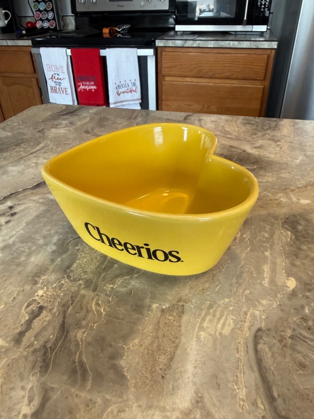 Vintage 2003 General Mills Cheerios collectible picture and heart shaped bowl - Picture 9 of 9